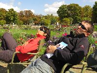 Odpoinek v Lucemburskch zahradch